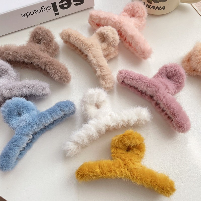 Fluffy Plush Faux Fur Big Crab - Women'S Winter Accessories Set 评论和价格