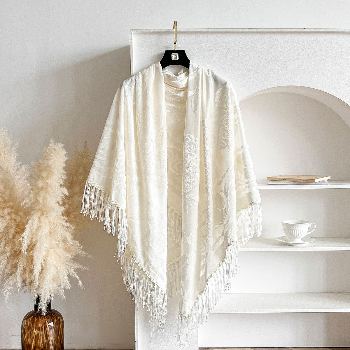 Retro Velvet Tassel Scarf Flor - Women'S Winter Accessories Set 评论和价格